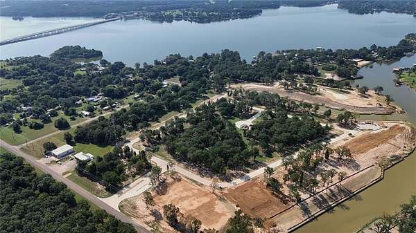 0.32 Acres of Residential Land for Sale in Malakoff, Texas