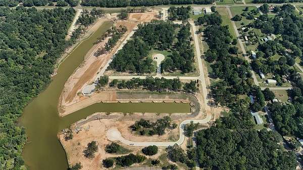 0.4 Acres of Residential Land for Sale in Malakoff, Texas