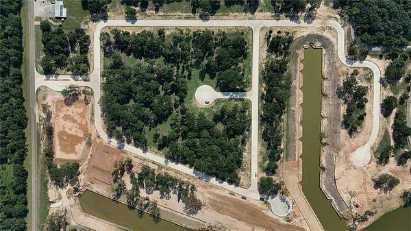 0.4 Acres of Residential Land for Sale in Malakoff, Texas