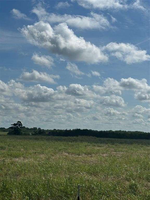 206 Acres of Agricultural Land for Sale in Honey Grove, Texas