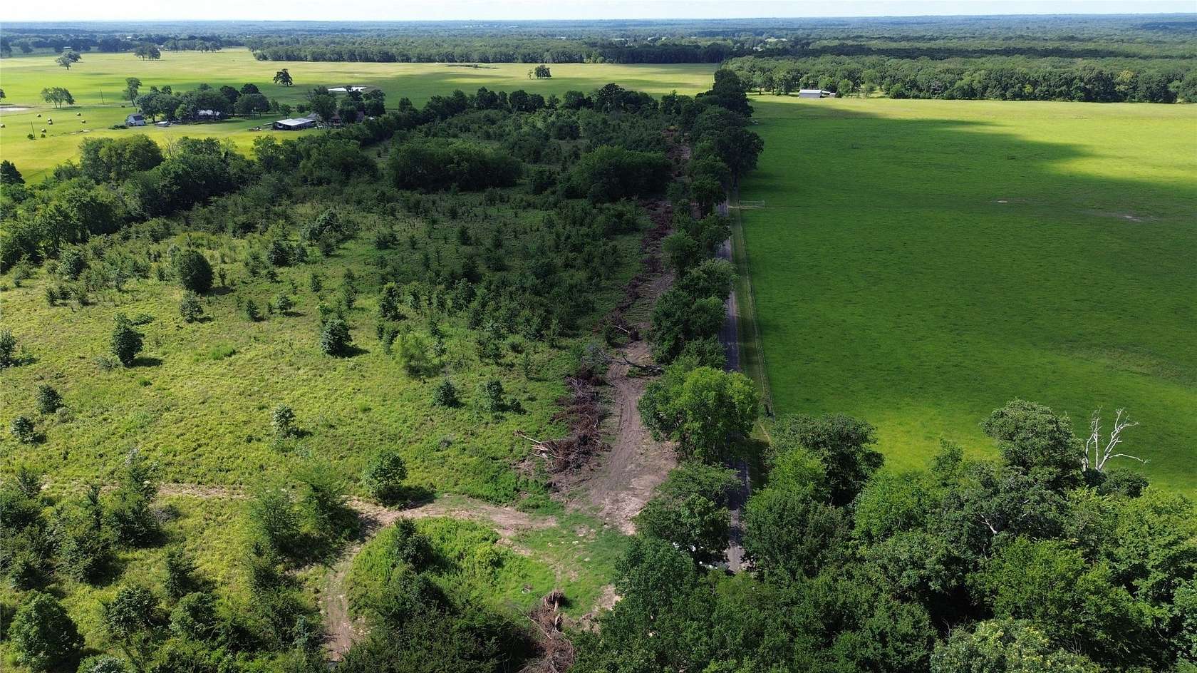 2 Acres of Residential Land for Sale in Emory, Texas