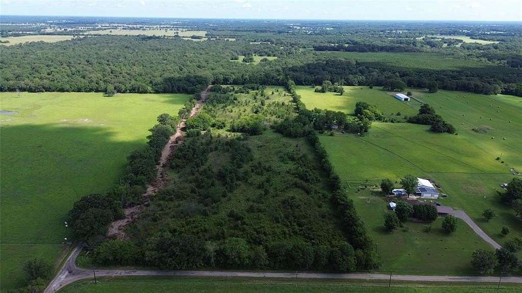 2 Acres of Land for Sale in Emory, Texas