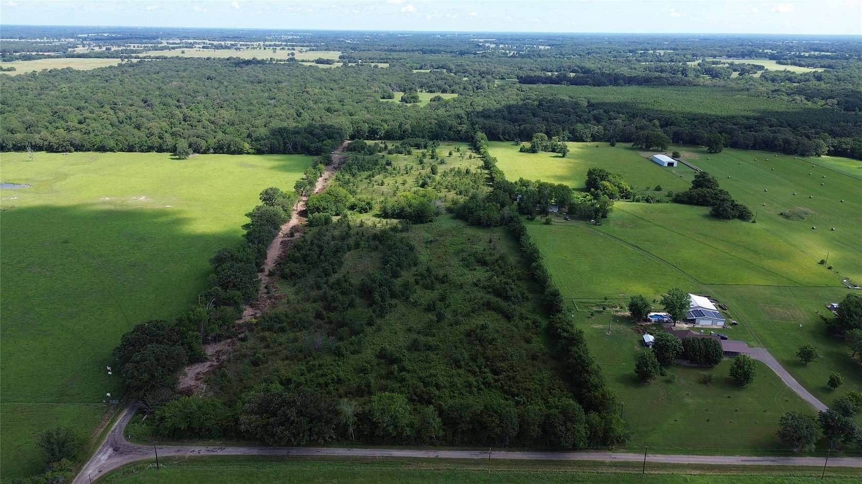 2 Acres of Residential Land for Sale in Emory, Texas