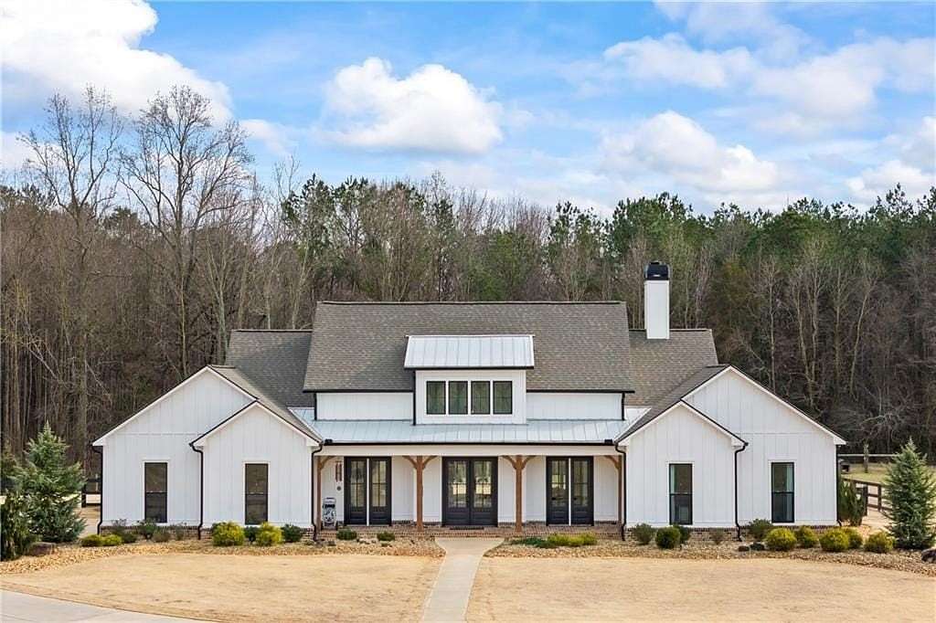 44 Acres of Agricultural Land with Home for Sale in Pendergrass, Georgia