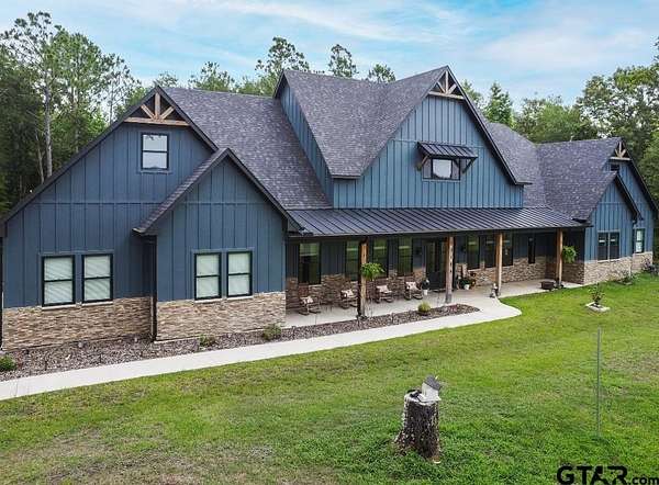 2.4 Acres of Residential Land with Home for Sale in Lindale, Texas