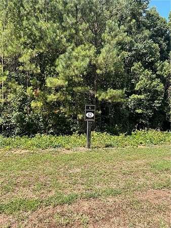1 Acre of Residential Land for Sale in Alpharetta, Georgia