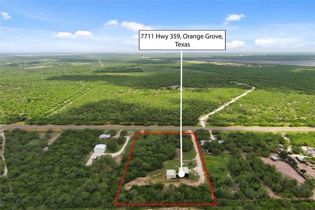 4 Acres of Improved Mixed-Use Land for Sale in Orange Grove, Texas