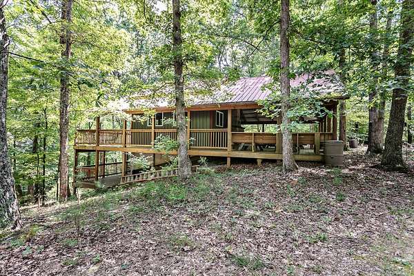 16.2 Acres of Improved Recreational Land for Sale in New Haven, Kentucky