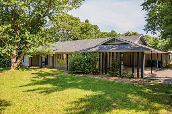 2.25 Acres of Land with Home for Lease in Bentonville, Arkansas