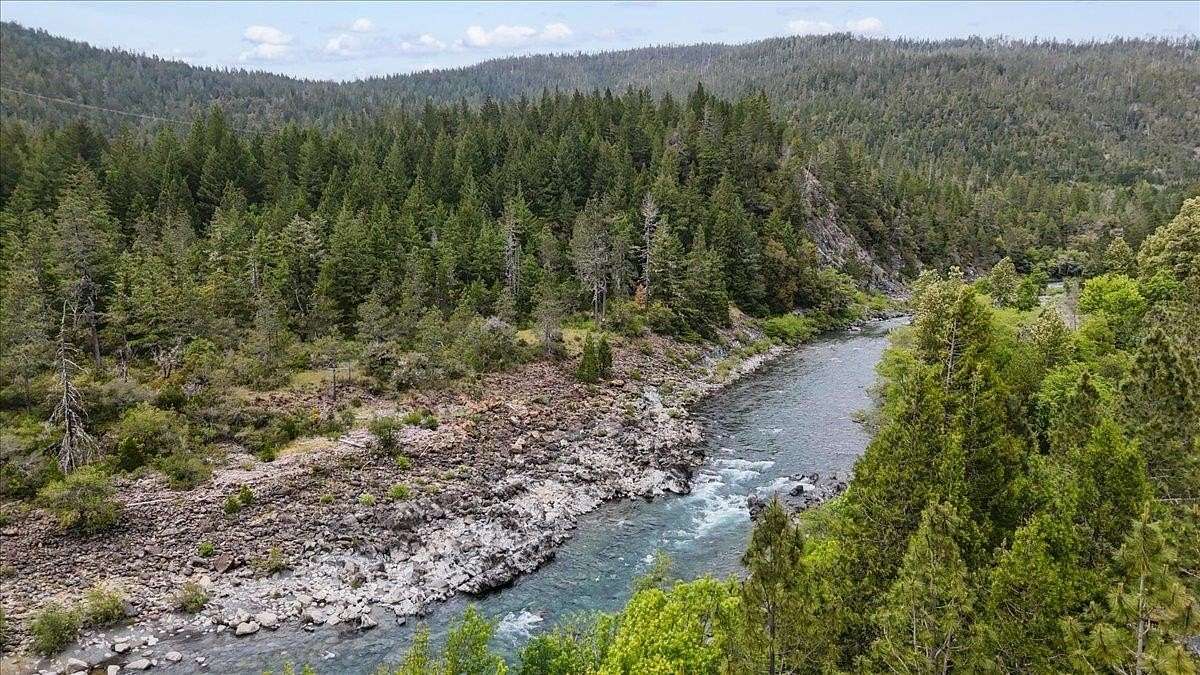 1.14 Acres of Commercial Land for Sale in Gasquet, California