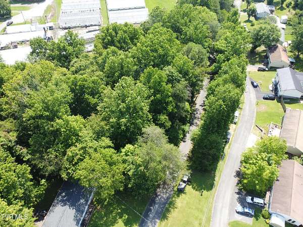 0.95 Acres of Residential Land for Sale in Johnson City, Tennessee