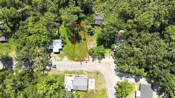 0.15 Acres of Residential Land for Sale in Baxley, Georgia