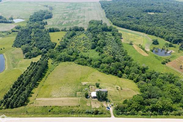 19.3 Acres of Land for Sale in Columbus Junction, Iowa