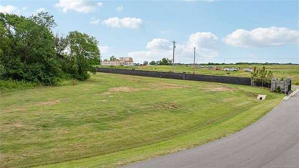 2.12 Acres of Residential Land for Sale in Broken Arrow, Oklahoma