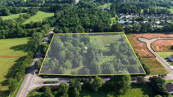 6.88 Acres of Mixed-Use Land for Auction in Montevallo, Alabama