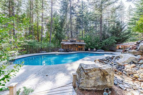 4 Acres of Residential Land with Home for Sale in Merlin, Oregon