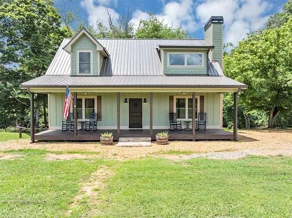 1.5 Acres of Residential Land with Home for Sale in Ranger, Georgia