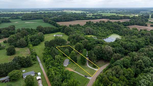 1.22 Acres of Residential Land for Sale in Brighton, Tennessee