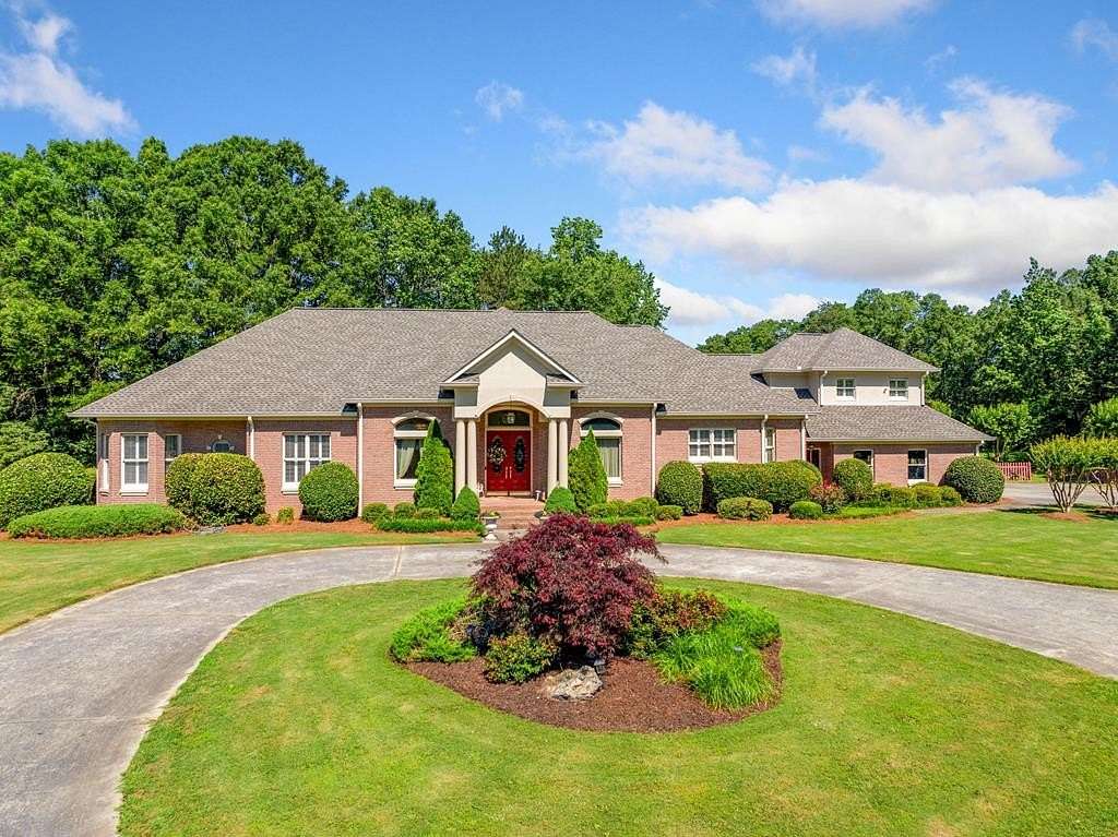 18.7 Acres of Land with Home for Sale in Kingston, Georgia