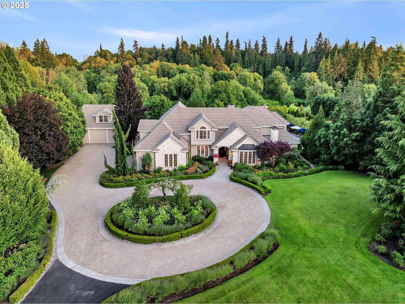 5 Acres of Residential Land with Home for Sale in Battle Ground, Washington