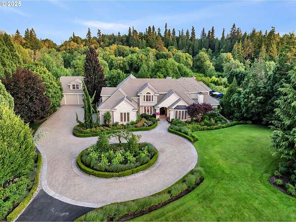 5 Acres of Residential Land with Home for Sale in Battle Ground, Washington