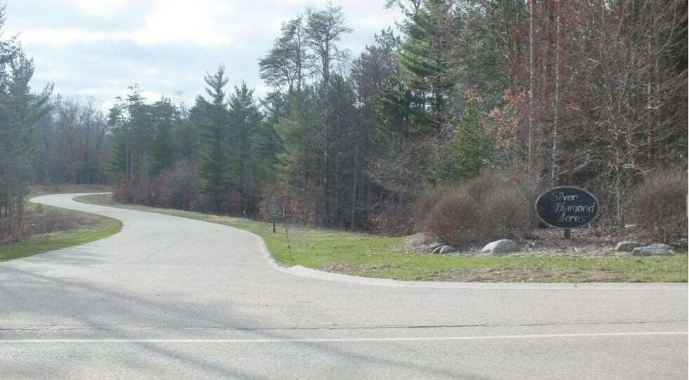 2 Acres of Residential Land for Sale in Hamilton, Michigan