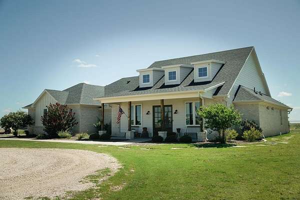 4 Acres of Residential Land with Home for Sale in San Angelo, Texas