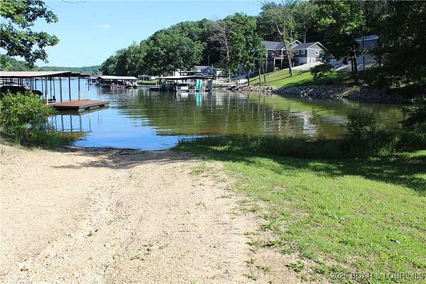 20.2 Acres of Land for Sale in Camdenton, Missouri