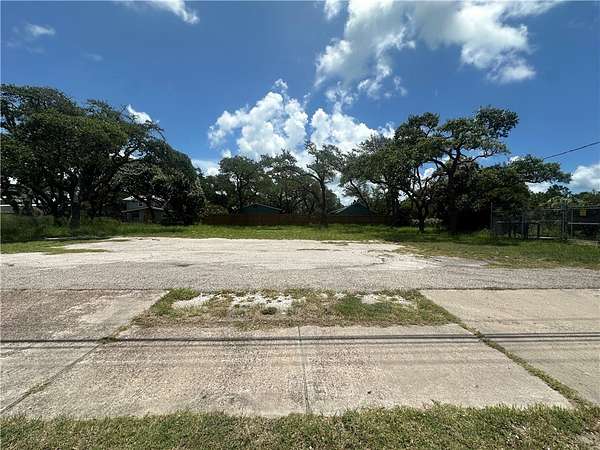 0.23 Acres of Commercial Land for Sale in Rockport, Texas
