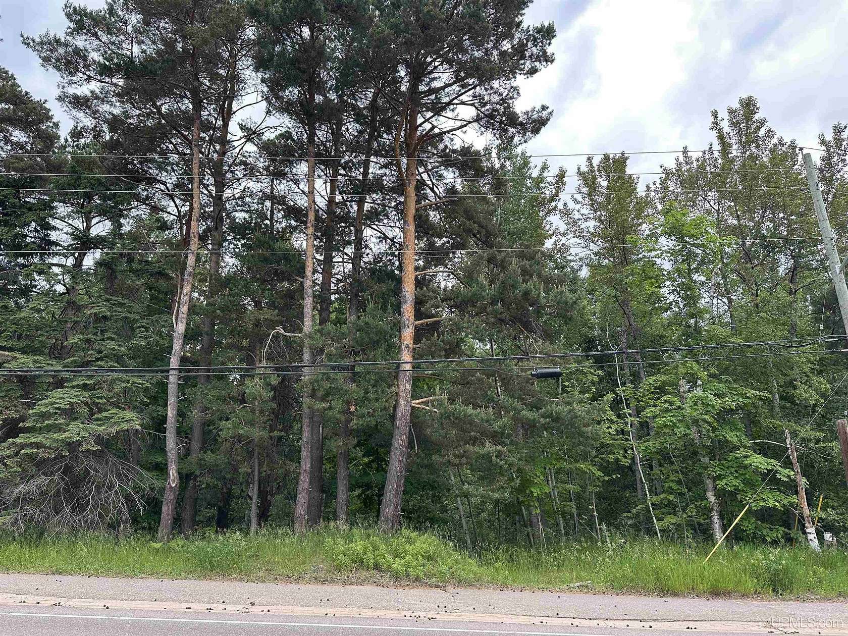 2.2 Acres of Residential Land for Sale in Marquette, Michigan