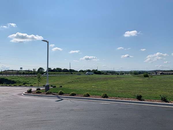 1 Acre of Land for Sale in Danville, Kentucky