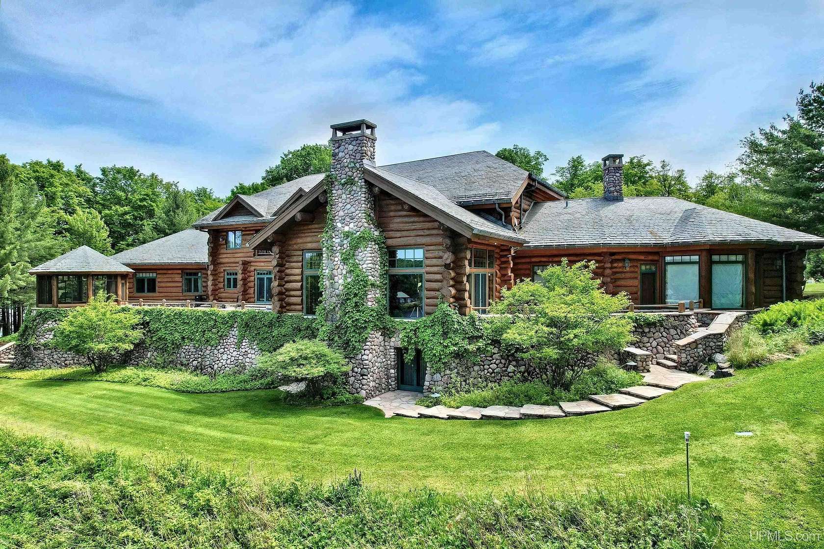 11.5 Acres of Recreational Land with Home for Sale in Watersmeet, Michigan