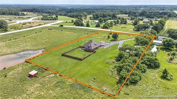 3 Acres of Residential Land with Home for Sale in Bentonville, Arkansas