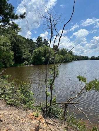 1.87 Acres of Residential Land for Sale in Longview, Texas