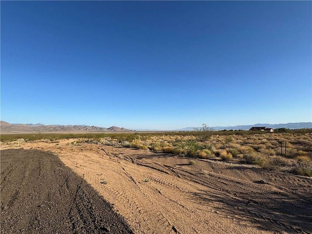 0.45 Acres of Residential Land for Sale in Kingman, Arizona