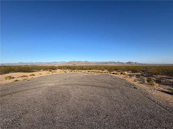 0.75 Acres of Residential Land for Sale in Kingman, Arizona