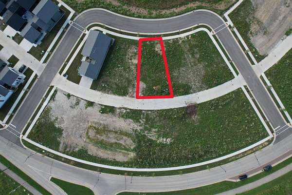 0.1 Acres of Residential Land for Sale in Oak Creek, Wisconsin