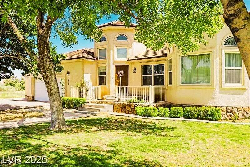 2.1 Acres of Residential Land with Home for Sale in Overton, Nevada