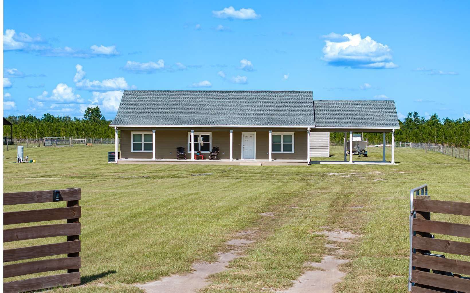 40 Acres of Agricultural Land with Home for Sale in Jasper, Florida