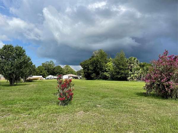 0.61 Acres of Residential Land for Sale in Umatilla, Florida