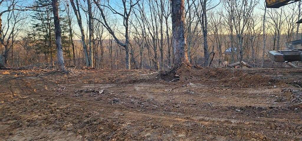 0.44 Acres of Land for Sale in Holladay, Tennessee