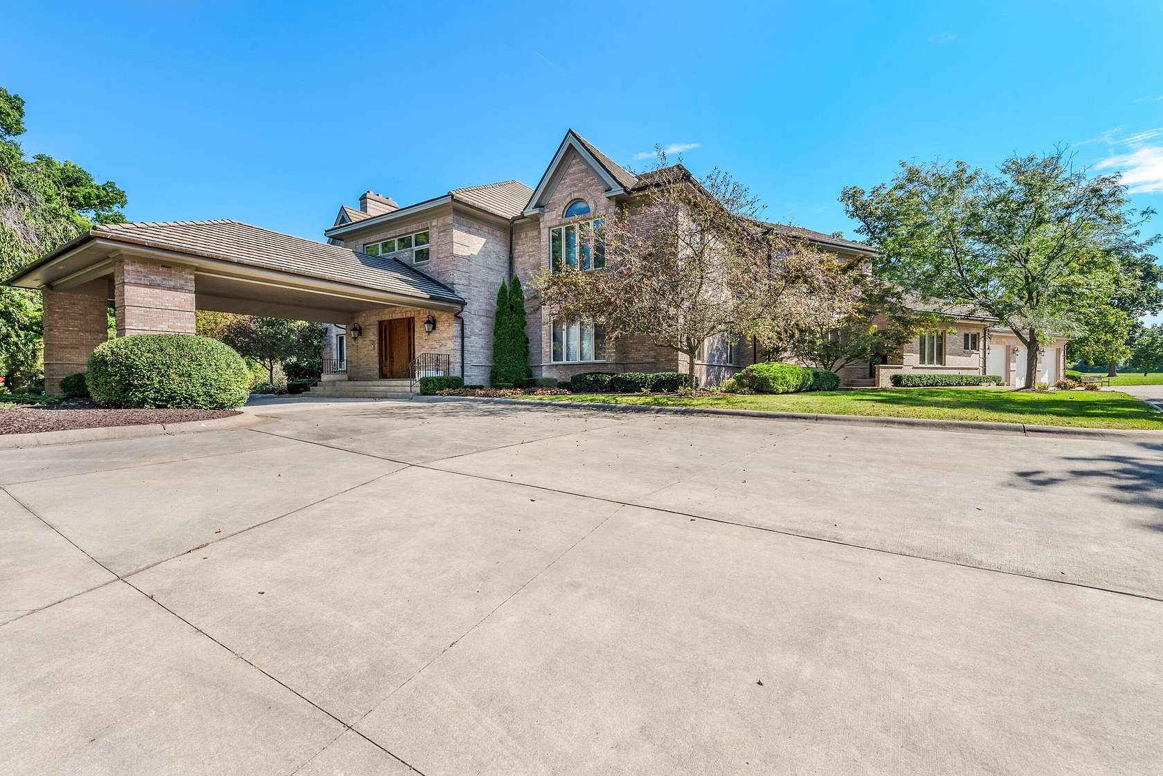 40 Acres of Land with Home for Sale in Hebron, Indiana