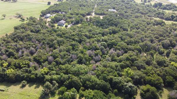 10.5 Acres of Recreational & Residential Land for Sale in Decatur, Texas