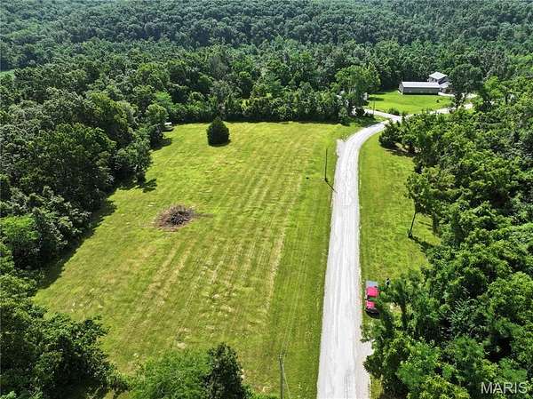 6 Acres of Residential Land for Sale in Perryville, Missouri