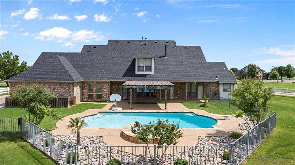 1.58 Acres of Residential Land with Home for Sale in Burleson, Texas