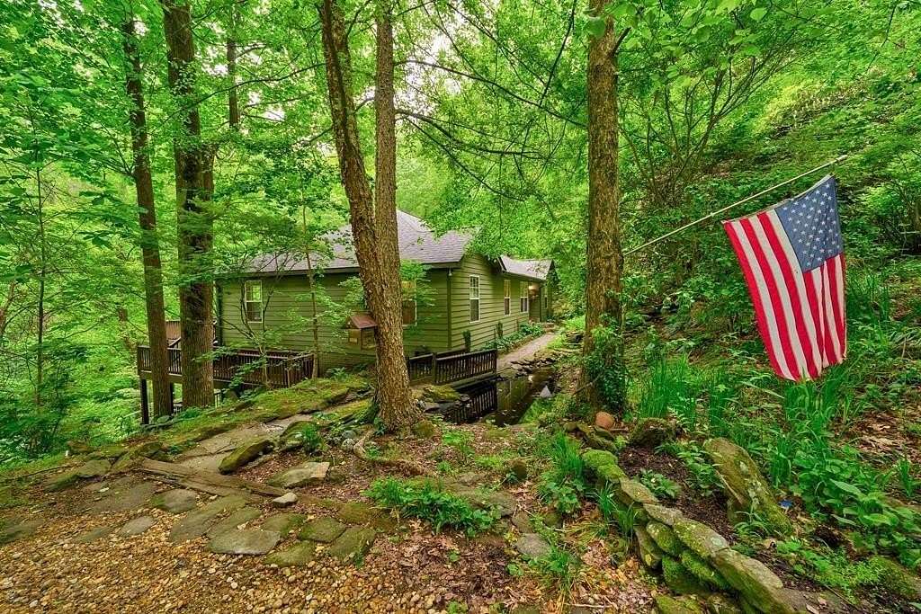 3.4 Acres of Residential Land with Home for Sale in Chatsworth, Georgia