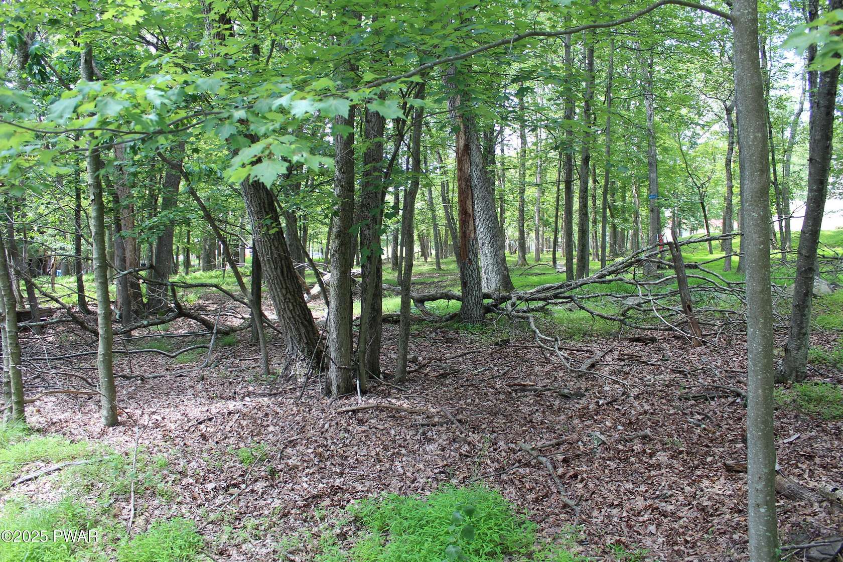 0.36 Acres of Residential Land for Sale in Milford, Pennsylvania