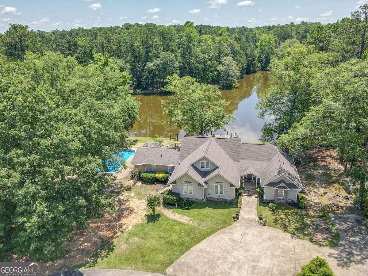 28 Acres of Recreational Land with Home for Sale in LaGrange, Georgia