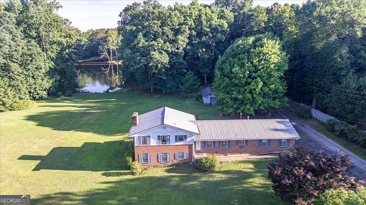 20 Acres of Recreational Land with Home for Sale in Athens, Georgia