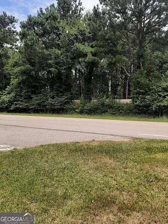 6 Acres of Residential Land for Sale in Union Point, Georgia